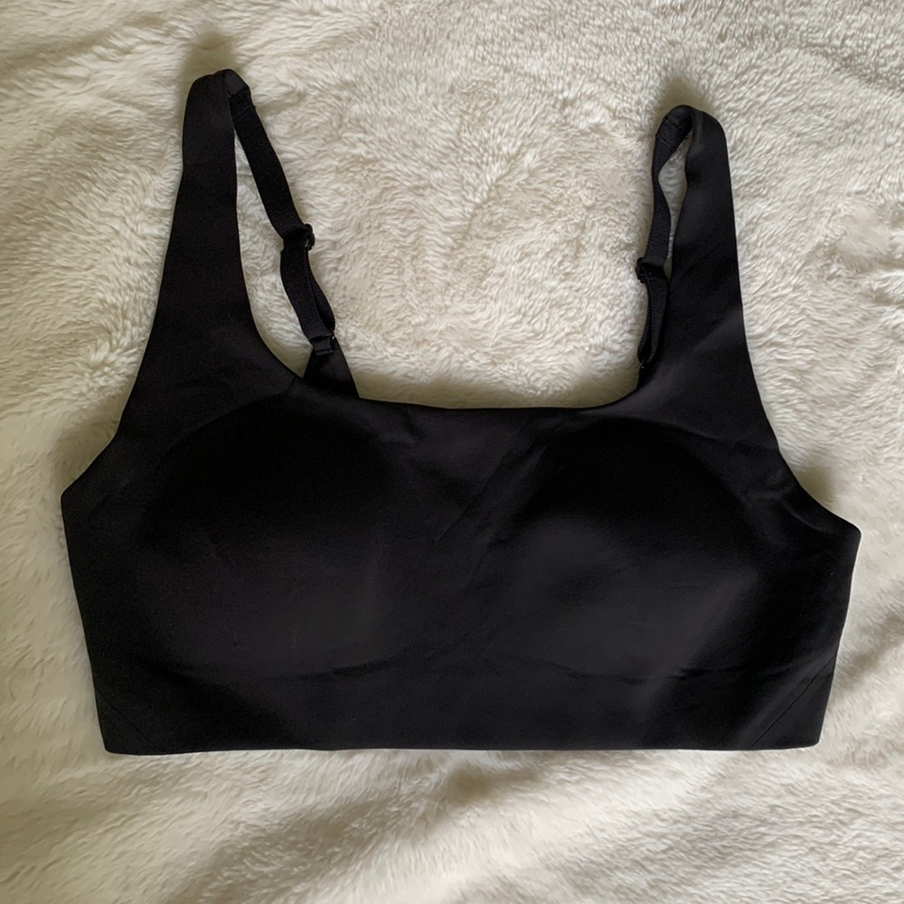 Lululemon Adjustable Strap Sports Bra